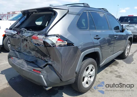 2020 Toyota Rav4 Xle z USA, uszkodzony, nr VIN 2T3W1RFV0LW080799